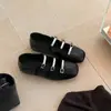 Zapatos Mary Jane Retro de Punta Cuadrada para Mujer 2026 Modelo Nuevo Hebilla de Tres Filas Estilo Suave Versátiles Slip-On Planos de Punta Baja