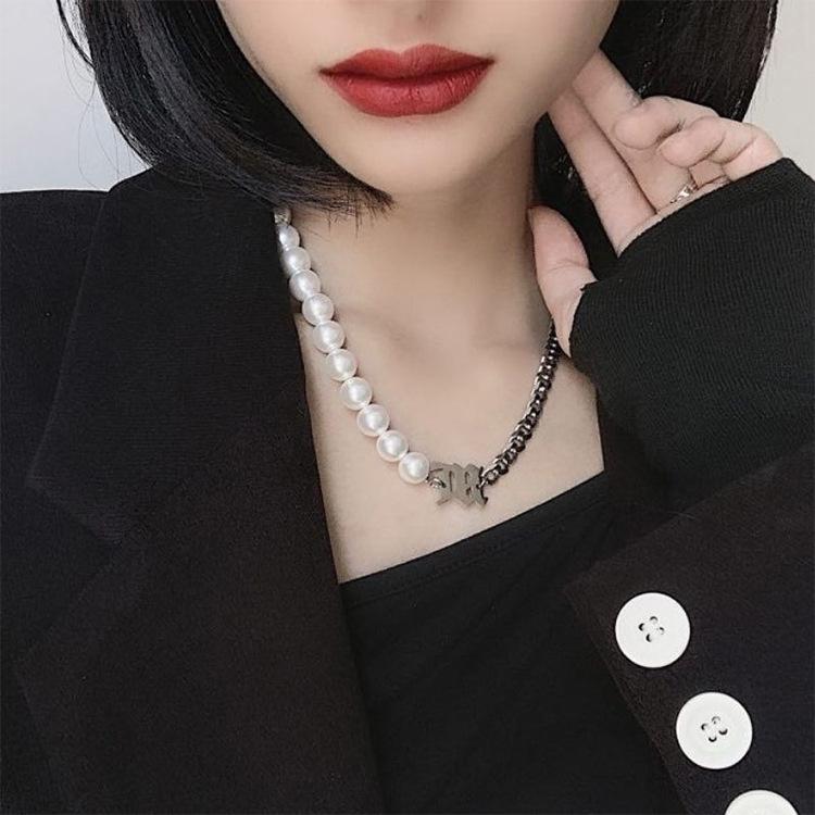 天蝎代号M珍珠项链_23