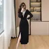 Vestido de banquete estilo francês com intrincados adornos de diamante, vestido de noite para anfitriões de reunião anual, vestido de Ano Novo em veludo