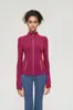 Fábrica de origen Define chaqueta de yoga con el mismo diseño con cuello alto, transpirable, de secado rápido, ajuste ceñido, ropa deportiva atlética para fitness