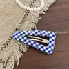 Pinza BB de triángulo hueco a cuadros coloridos estilo coreano para mujer, pinza dulce para flequillo estilo universitario que hace que la cara se vea más pequeña, pinza para flequillo lateral