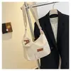 INS bolso de pana para estudiantes otoño e invierno para mujer 2026 nuevo bolso tipo bollo para ir al trabajo casual versátil de gran capacidad bandolera