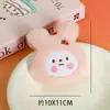 Broche de Pelúcia Coelho Morango Fofo Squeaky Chaveiro Pingente de Bolsa Acessório de Roupa