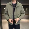 Moda Nova Outono 2026 Jaqueta com Gola Alta Simples Tendência Versátil Manga Longa Solta Casual Jovem Fina Curta