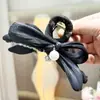 Pinza Elegante con Lazo de Perlas para el Cabello Pinza para el Cabello Femenina 2024 Accesorio para la Cabeza Pinza de Tiburón Grande Pinza Superior