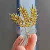 Moda Coreana Broche Espiga de Trigo Dorado Pin de Cristal y Pedrería Versátil Elegante Solapa Frontal de Abrigo para Mujer Estilo Nuevo