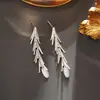 Pendientes Metálicos de Espiga de Trigo con Borla Lujo Accesible Pendientes Largos de Gama Alta Aguja de Plata S925 Pendientes Versátiles Exquisitos para Mujer
