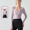 Ropa de Yoga para Mujer, Tops Deportivos con Copas Fijas para Primavera y Otoño, Ropa de Fitness para Pilates y Entrenamiento de Alta Calidad, Nueva, Manga Larga, Venta al por Mayor