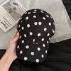 Gorra de béisbol suave con lunares estilo ins coreano para mujer, gorra de verano de ala ancha para proteger del sol, sombrero casual único y versátil