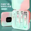 Set completo de cortaúñas del fabricante para uso doméstico, que incluye cortaúñas, cortacutículas y limpiadores de oídos, un set de herramientas de belleza con logotipo personalizable