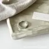 Anel Aberto Letra para Mulheres, Joia de Nicho de Alto Padrão, Anel de Personalidade de Luxo Leve, Anel Aberto Versátil de Moda Exquisito