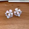 Charme Delicado e Feminino~ Brincos de Flor com Zircônia e Pérola, Brincos de Luxo Leve e de Alta Qualidade, Doces e Delicados, Brincos Versáteis para Mulheres