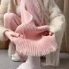 Calça de tricô com franjas para inverno para mulheres com cordão na cintura elástica, barra desfiada, comprimento até o chão, corte justo, adequada para baixinhas, calça bootcut ligeiramente flare