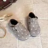 Zapatos Birkenstock para Niñas 2026 Otoño Nuevo Estilo Forrados de Borrego Zapatos Casuales de Lunares para Niños Zapatos Bajos Retro de Cuero Pequeños para Niñas Pequeñas