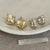 Pendientes de Cristal Redondos y Cuadrados Inspirados en Azucarillos para Mujer, Moda Vintage Tendencia Nicho de Moda Pendientes Versátiles de Lujo Ligero