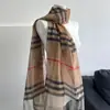 Bufanda de Seda a Cuadros Estilo Británico Versión Coreana Versátil para el Viaje Diario Bufanda de Gasa Moda Sentido del Diseño de Nicho Bufanda al por Mayor