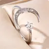 Nuevo Anillo Abierto de Estrella y Luna con Circonita Micro-Pavimentada 2025 para Mujer, Estilo Japonés y Coreano, Moderno, Dulce y Elegante, Anillo Ajustable