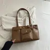 Bolso de Axila Nuevo de Moda 2026, Textura de Alta Calidad a la Moda, Bolso Baguette de Hombro Único, Bolso de Mano con Superficie Suave para Mujer