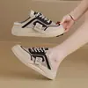 Nuevas Zapatillas Blancas de Verano 2026 Estilo Coreano Ins Estudiante Femenina Suela Gruesa Que Aumenta la Altura Malla Transpirable Casual Estilo Callejero Cy603