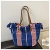 Bolsa Grande de Tecido Grosso Antigo Tecido Bolsa de Ombro Feminina Nova Moda 2024 Vintage Xadrez Tecida Franja de Borla Bolsa de Lona