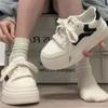 Explosivos Sapatos Brancos Pequenos Estudante Feminina Casual Sola Grossa Aumentar Altura Sapatos Pequenos Feminino Ins Versátil Tênis Brancos Feminino Estilo Coreano