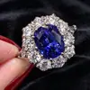Yanbai Más Vendido Anillo de Zirconia Zafiro Forma de Huevo Lujo Ligero Lujo Ajuste Pavé Anillo para Mujer Moda Temperamento Joyería de Mano Versátil