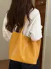 Bolso tote tejido Yuezhi 2026 verano nuevo estilo coreano moderno bolsa de mano de gran capacidad bolso de hombro simple moda bolso para mujer