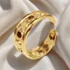 Anillo Retro de Diseño de Nicho para Mujer Acero Inoxidable Estilo Exagerado Forma Especial Hueco Apertura Ajustable Nuevo Anillo de Acero de Titanio
