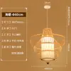 Sala de estar de villa, lustre com pé direito alto, escada de dois andares, apartamento tipo loft, sala de jantar com pé direito alto, escada estilo madeira, iluminação de arte em madeira