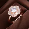 Anillo Abierto Elegante con Forma de Flor Adornado con Circonitas, un Estilo de Lujo Ligero y Suave, Regalo Versátil y Ceremonial