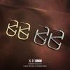 Pendientes Metálicos con Textura en Forma de V Estilo Minimalista Europeo y Americano, Pendientes Personalizados de Moda con Letras y un Toque de Lujo