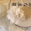 Pinza para el Cabello de Chifón con Flores de Hada Súper Tamaño Mediano Pinza de Tiburón Suave Pinza para el Cabello en la Parte Posterior de la Cabeza Pinza para el Cabello para Fotos Atmosféricas