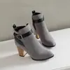 Fivela de Cinto Botas de Cano Curto Foscas Femininas Salto Grosso Tamanho Grande T9-3