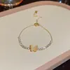 Pulsera de acero inoxidable europea y americana de doble capa plegada para llevar joyería de mano de lujo ligero de alta gama, pulsera de moda que no se decolora, venta al por mayor