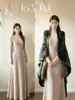 Vestido de Punto, Estilo Sal y Pimienta, Conjunto Elegante y Hermoso, Conjunto de Dos Piezas con Chal para Principios de Otoño, Vestido Nuevo para Mujer 2026