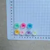 Nuevos accesorios de resina de flor de cinco pétalos coloridos translúcidos, directo del fabricante, llaveros de pegamento cremoso DIY y accesorios para zapatos