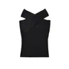 Top de punto ajustado estilo chica hot retro americano con cuello halter cruzado, hombros descubiertos, diseño entallado en la cintura, top sin mangas