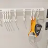 Gancho de Riel Multifuncional, Gancho Trasero para Puerta de Gabinete, Gancho Desmontable Móvil sin Perforación para Cocina, Fila de Ganchos en Riel Deslizante Invisible