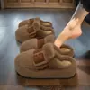 Pantuflas de Piel Baotou para Mujer Ropa de Exterior 2026 Nuevo Otoño/Invierno Suela Gruesa Hebilla Felpa Suela Suave Antideslizante Moda Pantuflas de Algodón