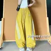 Moda urbana nueva de otoño, pantalones anchos bordados estilo americano con elegante diseño de cordón de cintura alta, pantalones deportivos de secado rápido con tres rayas