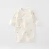 Traje de una pieza para recién nacidos para todas las estaciones, algodón puro Clase A, ropa para bebés para niños y niñas recién nacidos, ropa de mariposa