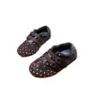 Novo Modelo Outono 2026 Sapatos Mary Jane de Couro Versáteis e Leves para Crianças Maiores, Sapatos Casuais Planos para Meninas para Uso Externo