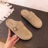 Sapatos Birkenstock de nicho transfronteiriços para mulheres, novas pantufas femininas de sola reta para primavera-verão, meias-pantufas fechadas na ponta, sapatos Birkenstock da moda