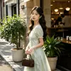Vestido Azul Elegante Estilo Francês com Amarração na Cintura Tie-Dye e Babados para Mulheres, Novo Estilo de Verão Transparente com Decote Quadrado Longo