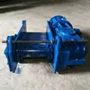 La parte de transmisión de la cabeza de la máquina raspadora tiene una estructura compacta y es simple y conveniente de operar.. Es resistente y duradero.