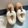 Pantuflas peludas de suela gruesa para mujer, nuevo modelo 2026 otoño e invierno, para exteriores, antideslizantes, slip-on, forradas de felpa, cálidas, de algodón