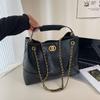 Bolso Tote con Cadena de Textura Lujosa Ligera Estilo Nuevo 2025 Bolso de Mano de Gama Alta Estilo Occidental para Mujer Bolso Versátil de Hombro Cruzado de Moda