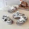 Tênis Infantil Forrest Gump 2026 Outono/Inverno Novo Modelo Unissex Retrô Alemão para Meninos e Meninas Tênis Casuais para Bebê Respirável com Sola Macia