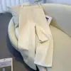 Pantalones de Pierna Ancha de Mezclilla Blanca para Mujer Verano 2025 Nuevos de Cintura Alta Holgados de Alto Grado Color Claro Pantalones Rectos Cortos