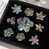Aurora Iridiscente de Siete Colores Estambre de Flor Transparente Flor de Cinco Pétalos Adorno Pegatina DIY Arete Pendiente Llavero Accesorios